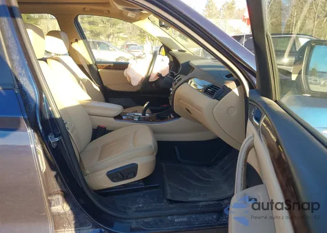 2016 BMW X3 xDrive28I z USA, uszkodzony, nr VIN 5UXWX9C50G0D92751